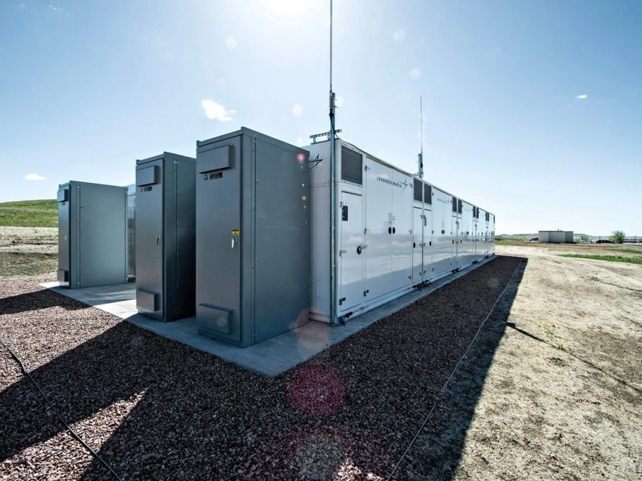 How Energy Storage Batteries Help Stabilize the Grid Efficiently